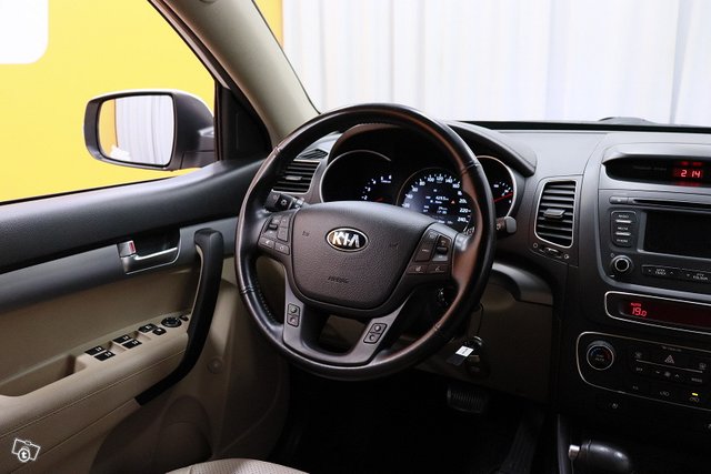 Kia Sorento 16