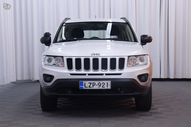 Jeep Compass 2