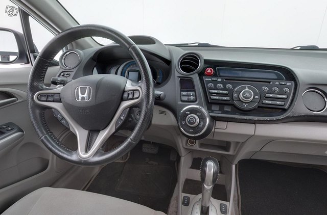 Honda Insight 5