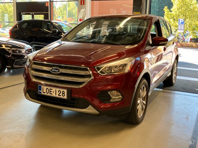 Ford Kuga 1