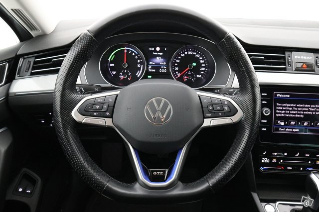 VOLKSWAGEN PASSAT 20