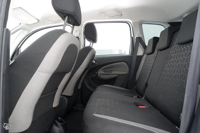 Citroen C3 Picasso 19