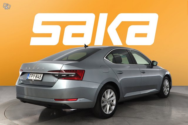 Skoda Superb 8