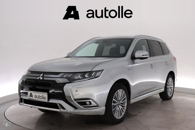 Mitsubishi Outlander PHEV 21