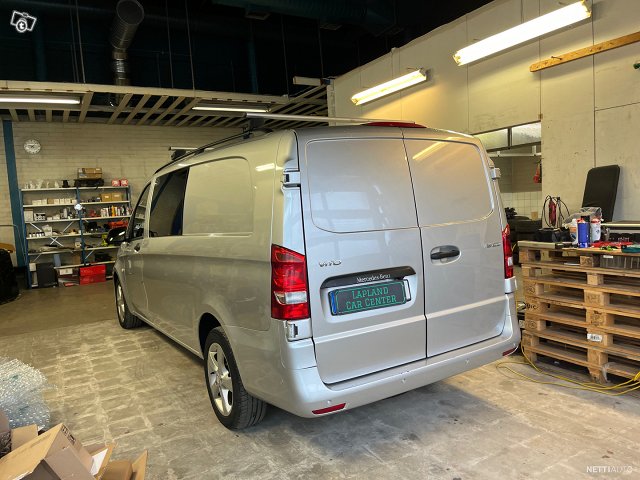 Mercedes-Benz Vito 4