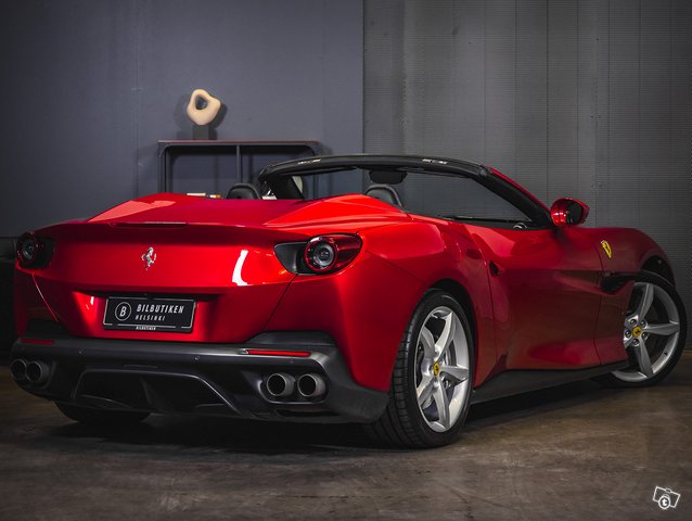 Ferrari Portofino 5