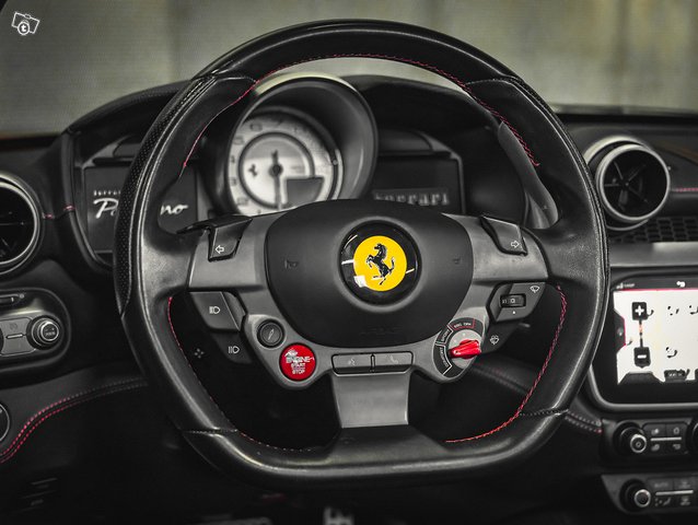 Ferrari Portofino 8