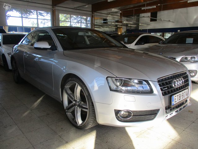 Audi A5 1