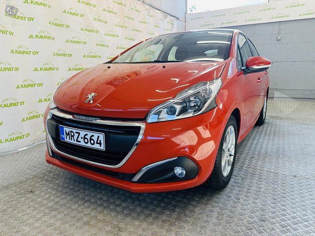 Peugeot 208 1