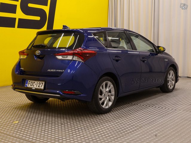 Toyota Auris 2