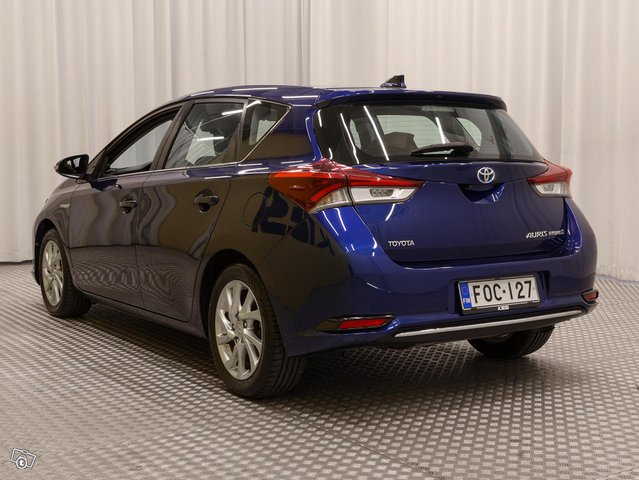 Toyota Auris 19