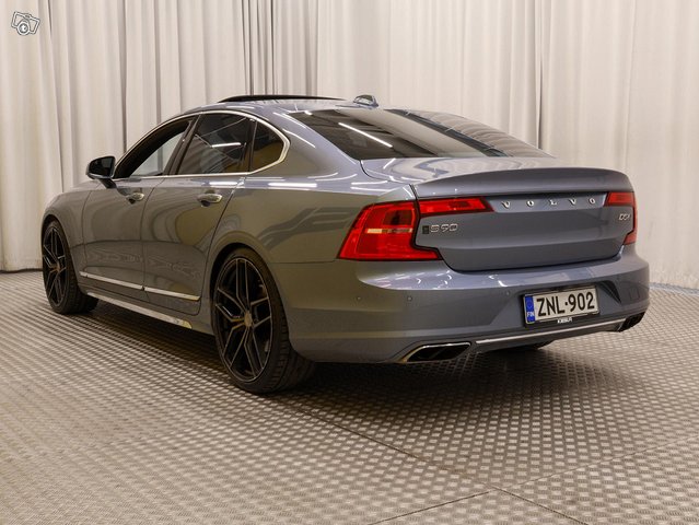 Volvo S90 20