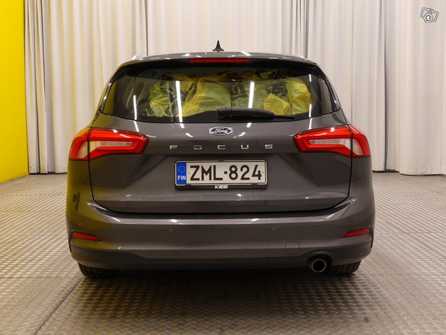 Ford Focus 19