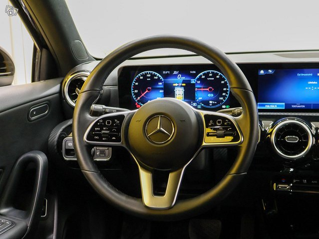 Mercedes-Benz A 4