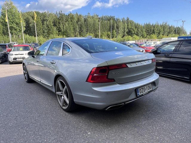 Volvo S90 19