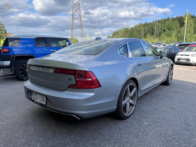 Volvo S90 20