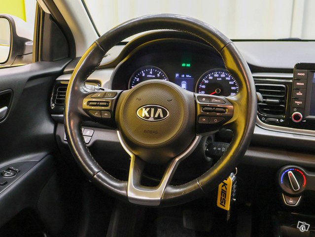 Kia Rio 4