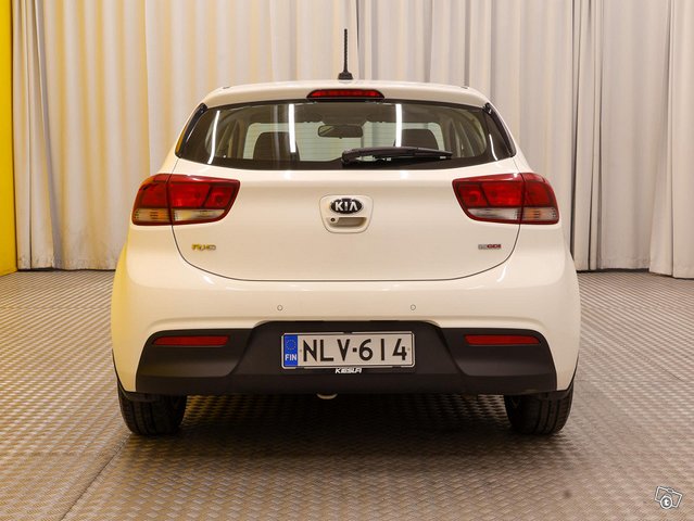 Kia Rio 16