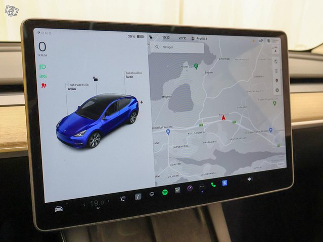 Tesla Model Y 5