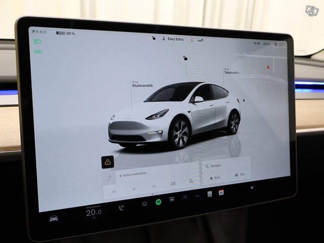 Tesla Model Y 5