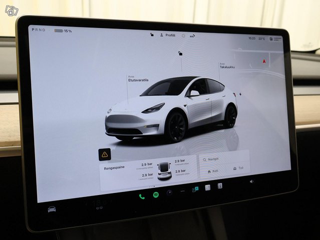 Tesla Model Y 5