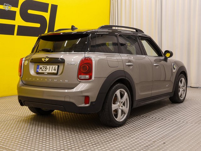 Mini Countryman 2