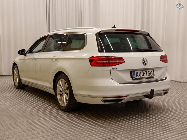 Volkswagen Passat 18