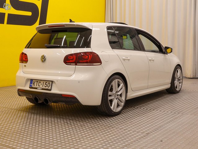 Volkswagen Golf 2