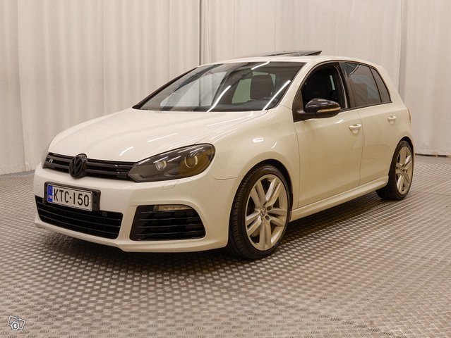 Volkswagen Golf 22