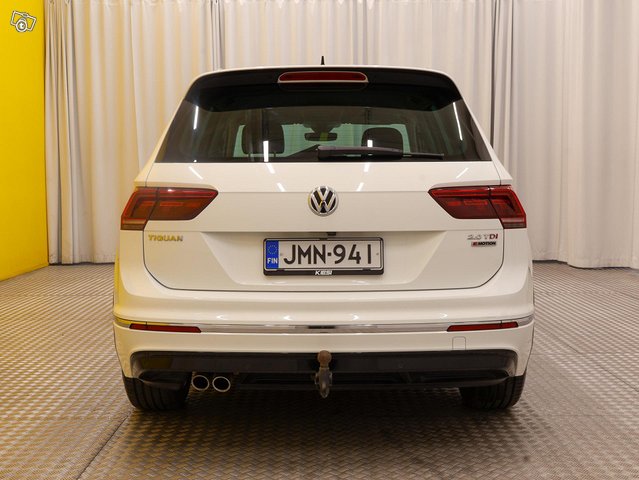 Volkswagen Tiguan 19