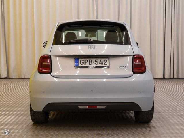 Fiat 500E 19