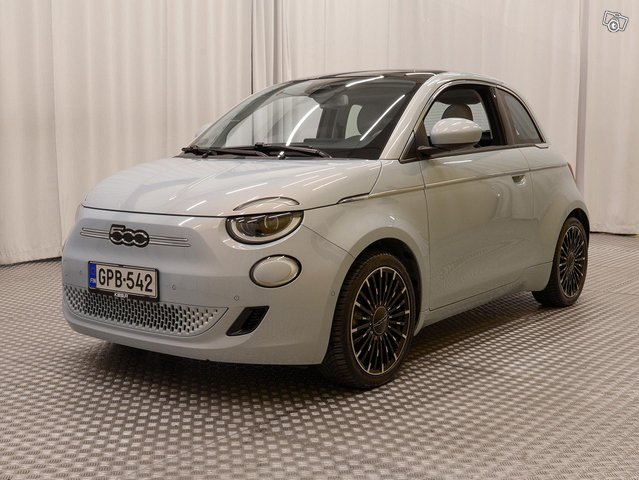 Fiat 500E 22