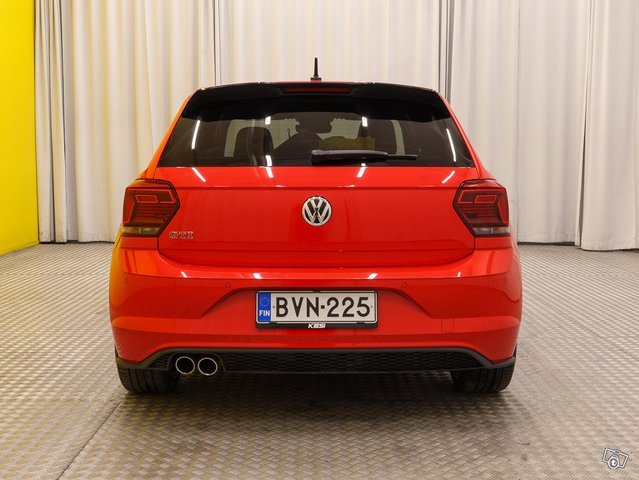 Volkswagen Polo 19