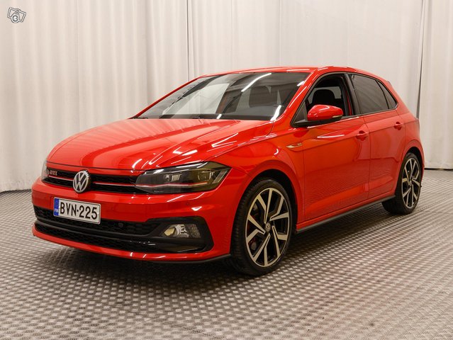 Volkswagen Polo 22