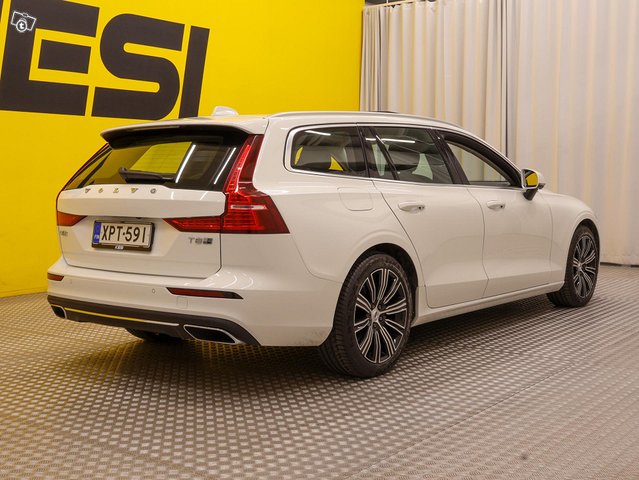 Volvo V60 2