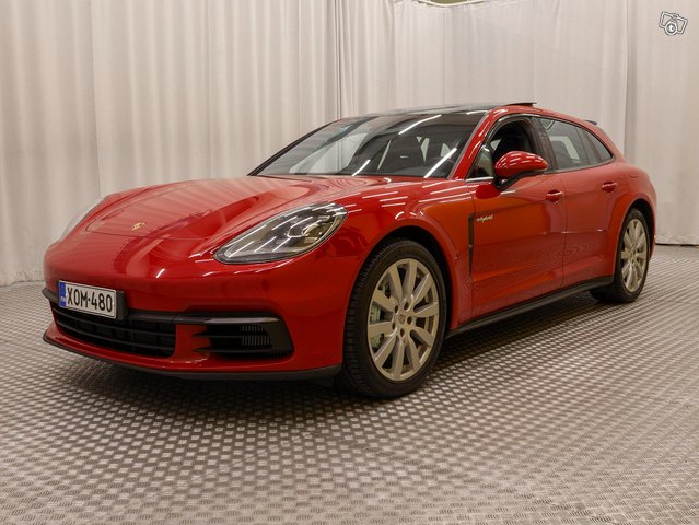 Porsche Panamera 22