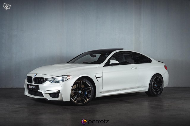 BMW M4 1