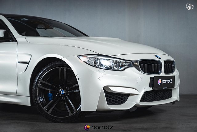 BMW M4 3