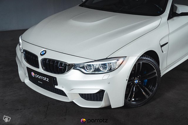 BMW M4 20