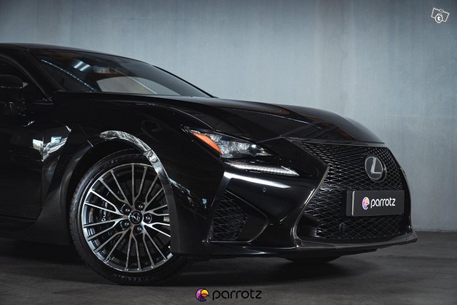 Lexus RC 4