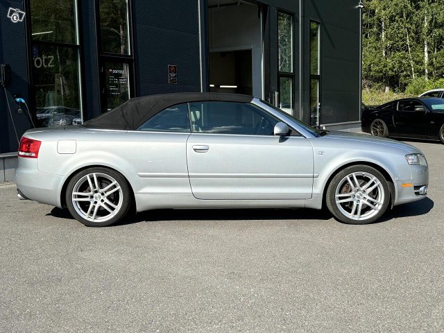 Audi A4 11