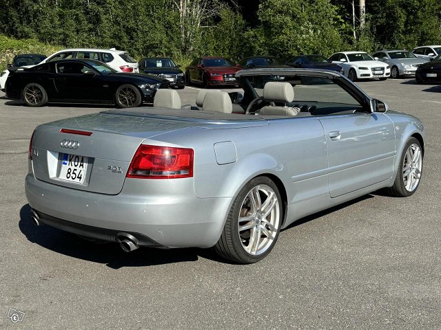 Audi A4 13