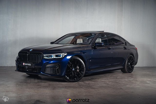 BMW 745