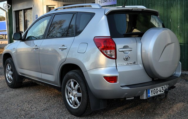 Toyota RAV4 14