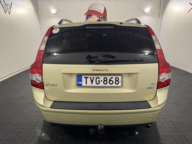 Volvo V50 15