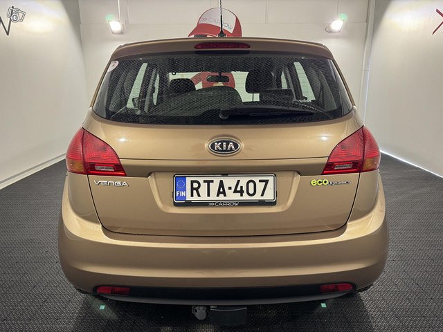 Kia Venga 15