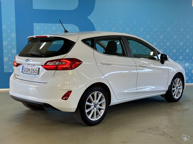 Ford Fiesta 14