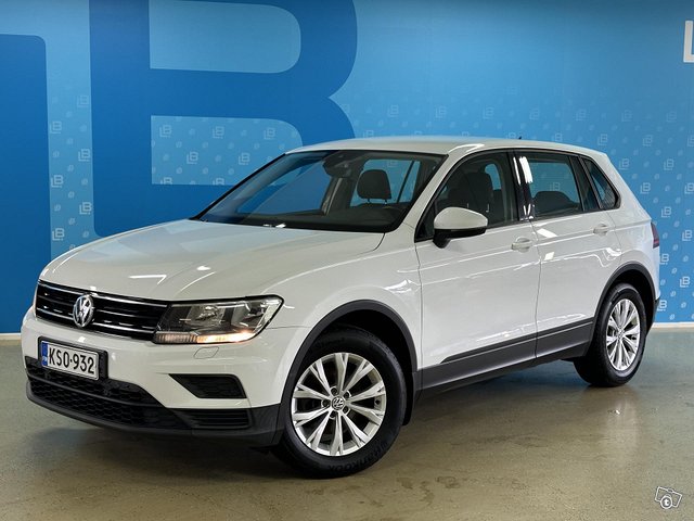 Volkswagen Tiguan 1