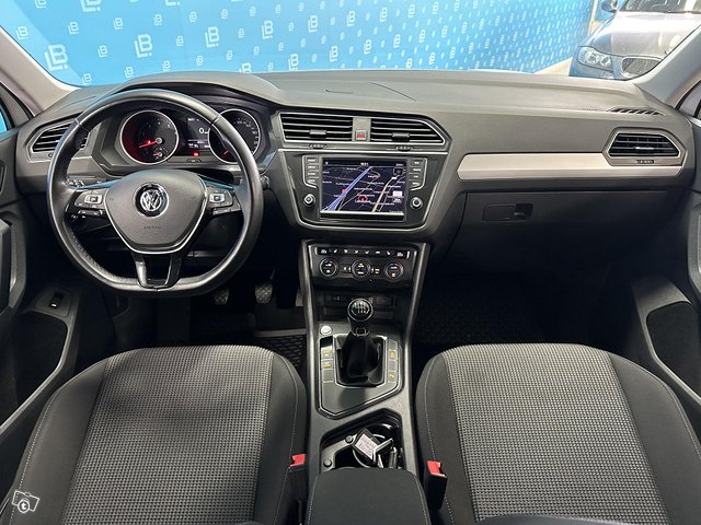 Volkswagen Tiguan 21