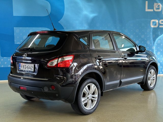 Nissan Qashqai 12